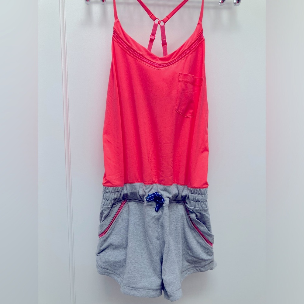 Ivviva by Lululemon for kids one piece shorts & top sports set